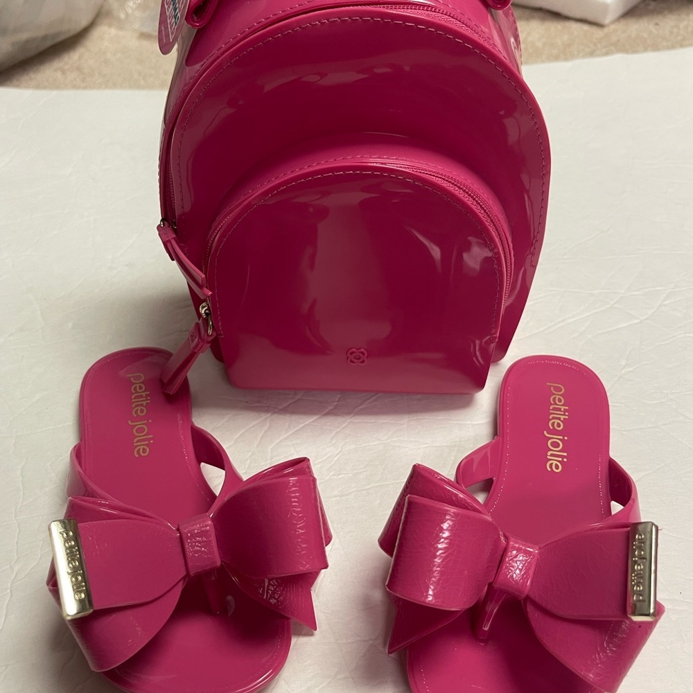 Girls Petite Jolie Nassau Pink Flip Flop and matching backpack